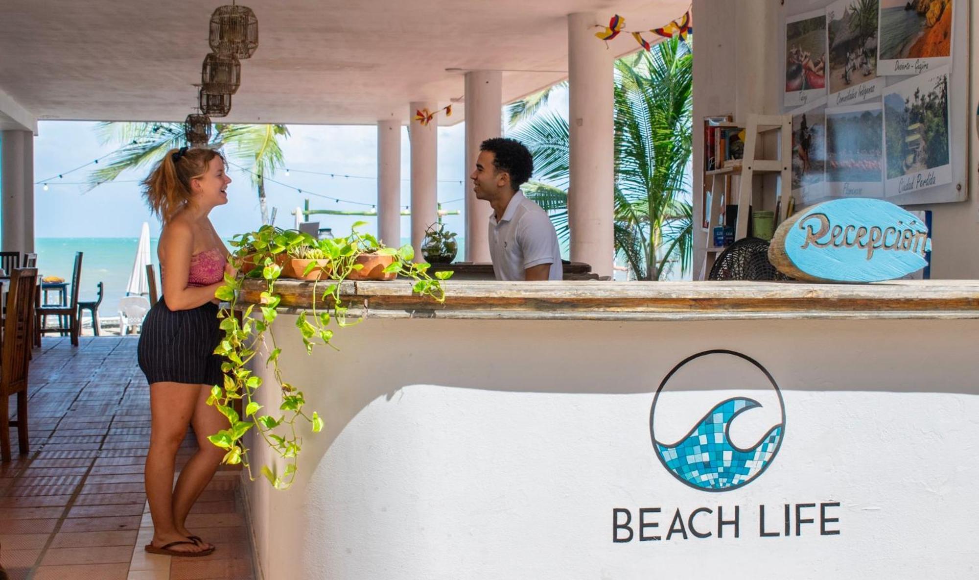 Beach Life Palomino - Beach Party Hostel & Beach Club Exterior photo